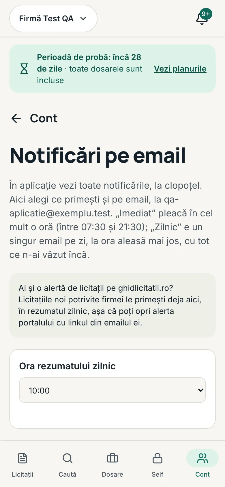 Pagina „Notificări pe email”: ora rezumatului zilnic și, pe categorii, Imediat, Zilnic sau Doar în aplicație.